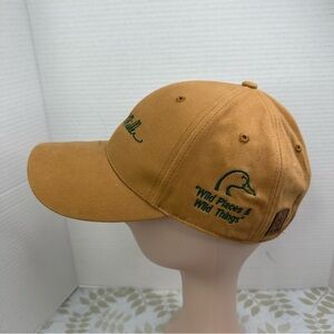 Authentic Wildlife Series Men's Baseball Cap. Golden Brown w/‎ Duck Scene